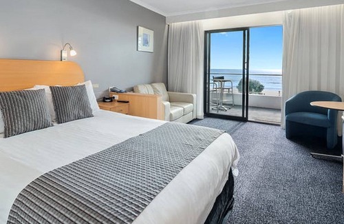 Burnie Hotel | Beachfront Voyager Motor Inn