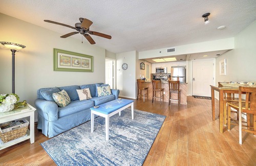 Long Beach Condo | * Beachfront with FREE Beach Service. New gym and updated security cameras*n