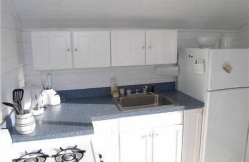 East Sandwich Cottage | Beachland 12- Charming East Sandwich Beach cottage