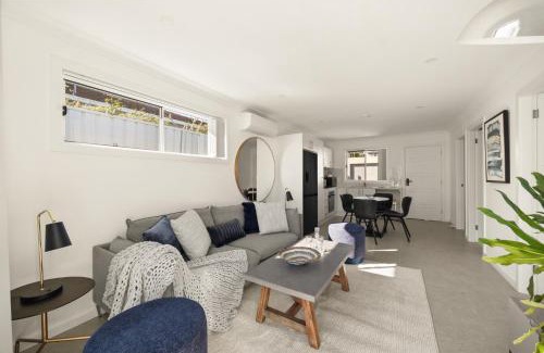 Brighton-le-Sands House | Beachside 2-Bed Flat in Brighton