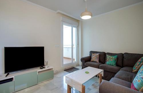 Roquetas de Mar Apartment | Beachside Apartment with Pool