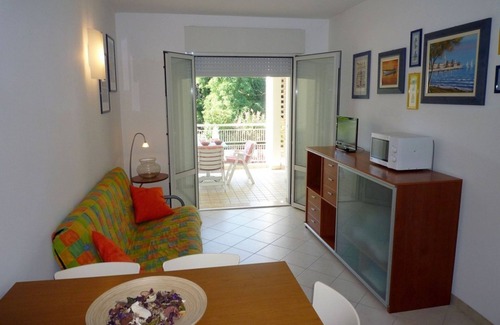 Bibione Pineda Apartment | Beachside apartment in an elegant and charming residence