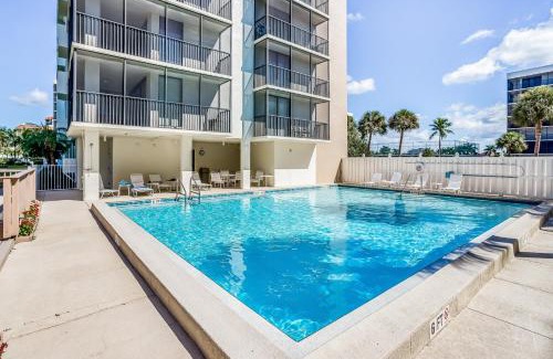 Vanderbilt Beach Apartment | Beachside at Vanderbilt