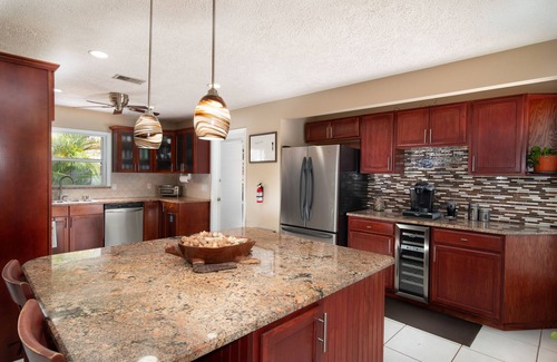 Indian Harbour Beach House | Beachside grotto
