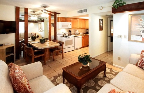 Florida North Atlantic Coast Apartment | Beachside Rental w/Full Kitchen
