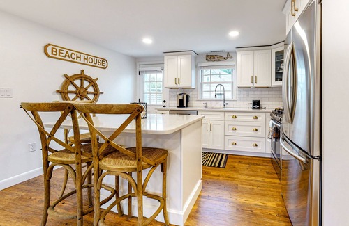 Falmouth House | Beachside retreat with grill - near Main Street & 300 yards to Surf Drive shore