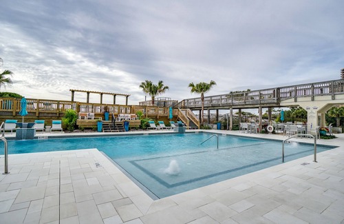 Sandestin Condo | Beachside Towers at Sandestin by Panhandle Getaways