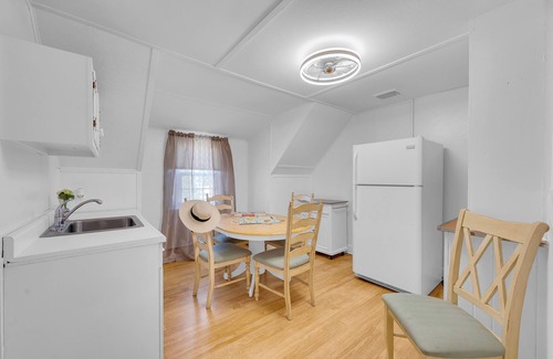 Point Pleasant Beach House | Beachside AND Lakeside at the same time!