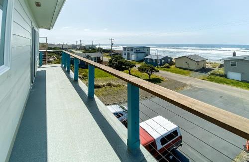 Rockaway Beach House | Beachtown Bliss