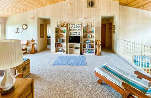 Rockaway Beach House | Beachtown Bliss