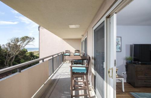 Pine Knoll Shores Apartment | Beachwalk 205- After Dune Delight condo