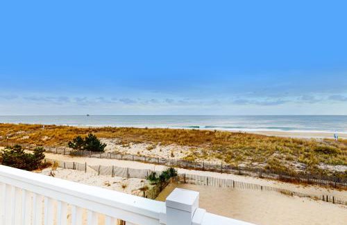 Midtown Ocean City House | Beachwalk 6
