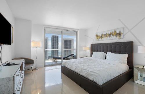 Hallandale Beach Apartment | BeachWalk Resort - VIP TOWER - OCEANVIEW UNIT 3 BEDROOM & 3 BATHROOM