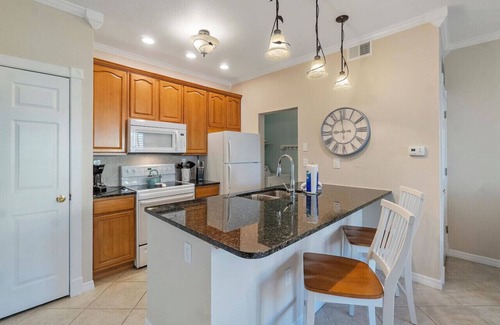 Seminole Condo | Beachway One Bedroom Paradise: Your Tranquil