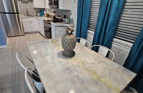 Caloosahatchee Apartment | Beachy 1-Bedroom Getaway in Cape Coral – 20 Mins to Sanibel & Fort Myers Beach!