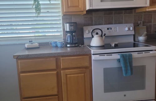 Port Canaveral Condo | Beachy 1 bedroom across the street from the beautiful beaches of Cape Canaveral,