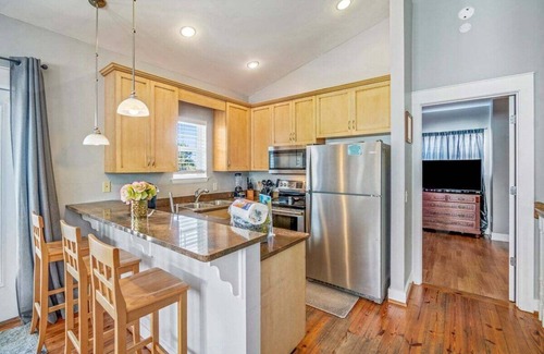 Bel Air House | Beachy 3BR Retreat w/Pool, Balcony & Dog Friendly