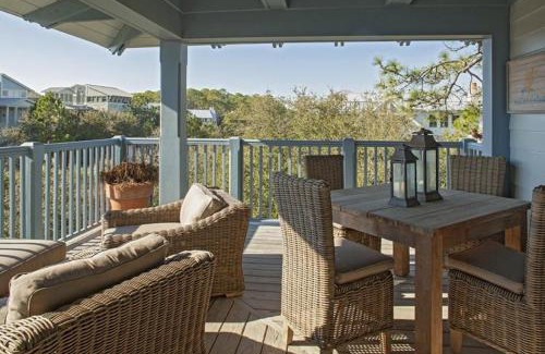 Watercolor House | Beachy Bungalow