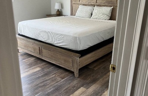 Wright House | Beachy Business - A Cozy Get Away!
