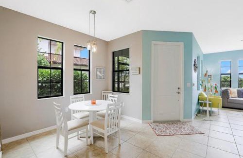 Naples House | Beachy condo in Artesia with pool, gym and pickleball