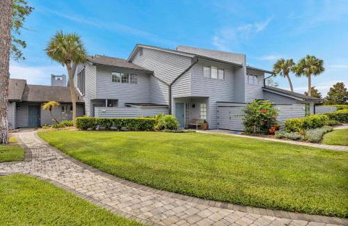 Sawgrass House | Beachy Vibes