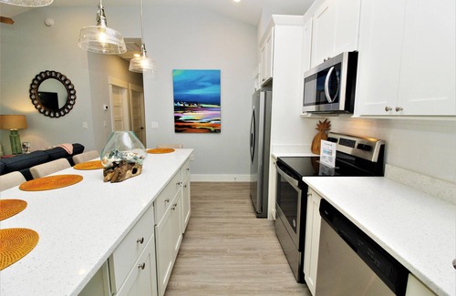 Whalehead Beach Apartment | Beacon Quarters by KEES Vacations
