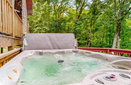 Ridges Over the Lake House | Bear Aska Lodge