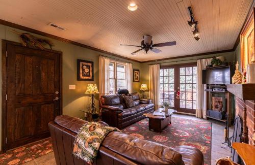 Blowing Rock House | Bear Bungalow