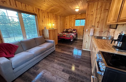 Plains Cabin | Bear Cabin