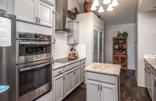 Ruidoso Cabin | Bear Cave | Pet Friendly, Hot Tub, Mtn Views