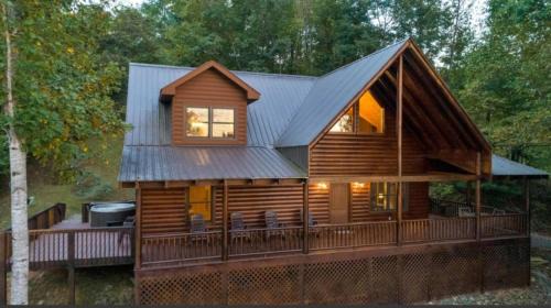 Whittier House | Bear Cove Cabin