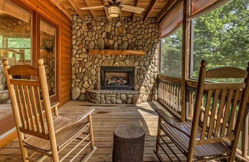 Blue Ridge Cabin | Bear Creek Cabin by Escape to Blue Ridge