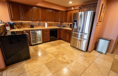 Colorado Springs House | Bear Creek Lodge - Spa - Fire Table - 3min to Trails