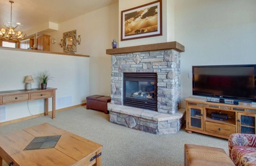 Bear Crossing Condo | Bear Crossing 845 by Stay Winter Park