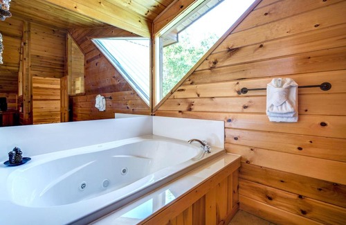 Gatlinburg - Pigeon Forge House | Bear Hunter