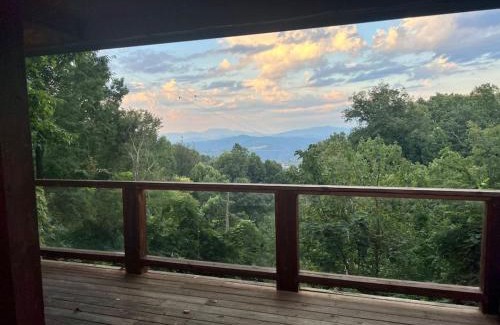 Chalet Village House | Bear Is Buellers Day off