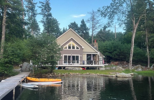 Meredith House | Bear Island Paradise, Lake Winnipesaukee - access by boat only