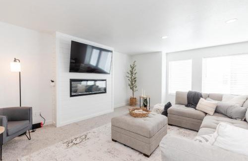 Garden City House | Bear Lake Fun Close to lake Electric Scooters