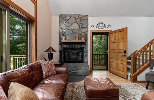 Nellysford House | Bear Luxury with Wintergreen Advantage