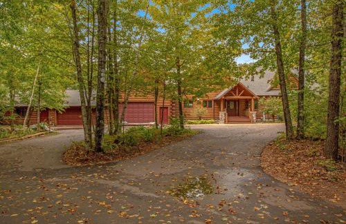 Lac du Flambeau House | Bear Pause Retreat