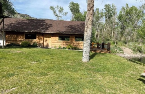 Heise Apartment | Bear's Den At Mountain River Ranch