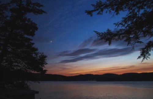 Santeetlah House | Bear's Mountaintop Home with Gorgeous Lake Views chalet