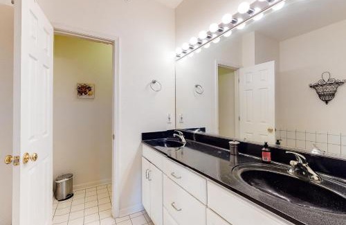 Ocean View Apartment | Bear Trap - 45B Willow Oak Avenue
