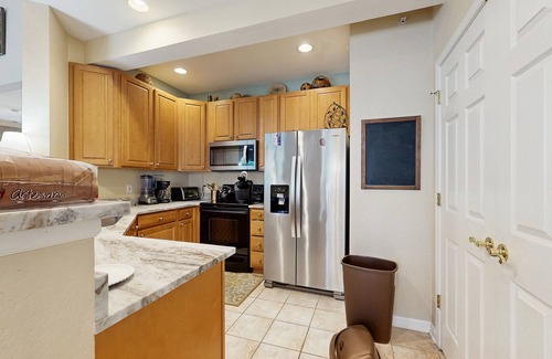 Ocean View Condo | Bear Trap Dunes 2nd floor condo w/balcony, free WiFi, and basketball court
