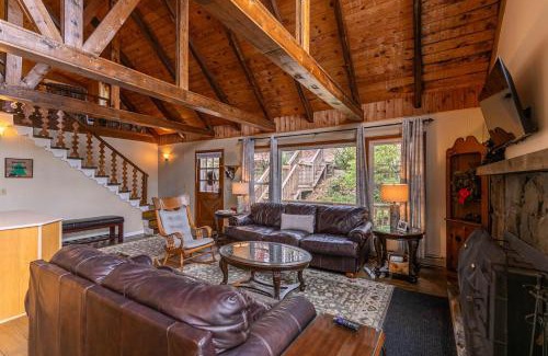 Fleetwood House | Bear Valley