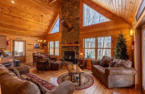 West Jefferson House | Bearadise at Blue Ridge