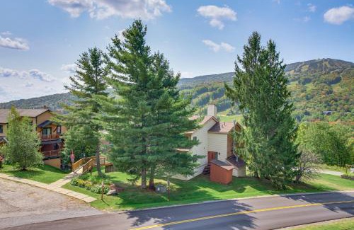 West Dover Apartment | Bearfoot Apres Mtn-View Condo Less Than 1 Mi to Mt Snow!