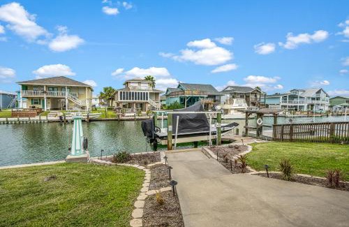 City-by-the Sea House | Bearfoot Bungalow