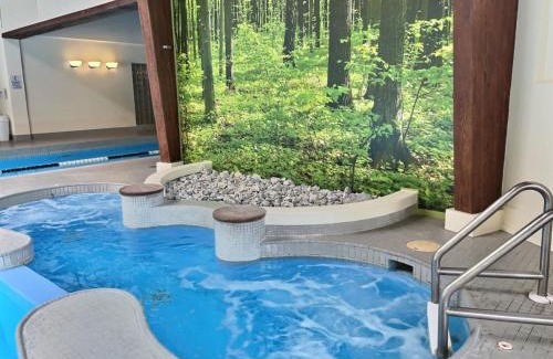 Central Vermont- Killington Apartment | BearHug AC, Pool, Hot Tub, Tennis, Close to Resort