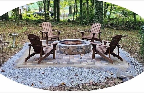 Townsend Cabin | "Bearly Rustic" - 2 bdrm/2 bath - Off the grid, beautiful scenic